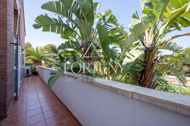 Foto fccadb5e-47c9-48de-af63-61deeb6e8f0c. Casa amb aparcament piscina a La Mora Tarragona