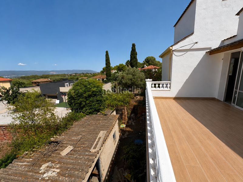 Foto c9dc950f-a34c-4365-a5f3-35065c29f51f. Casa amb aparcament piscina a Pallaresos (Els)