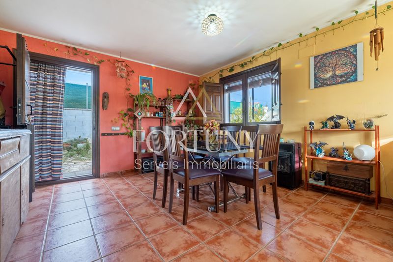 Foto 1028fc0d-5a5a-47f0-a258-b43180287ec9. Casa  en venta en el catllar en Catllar (El)
