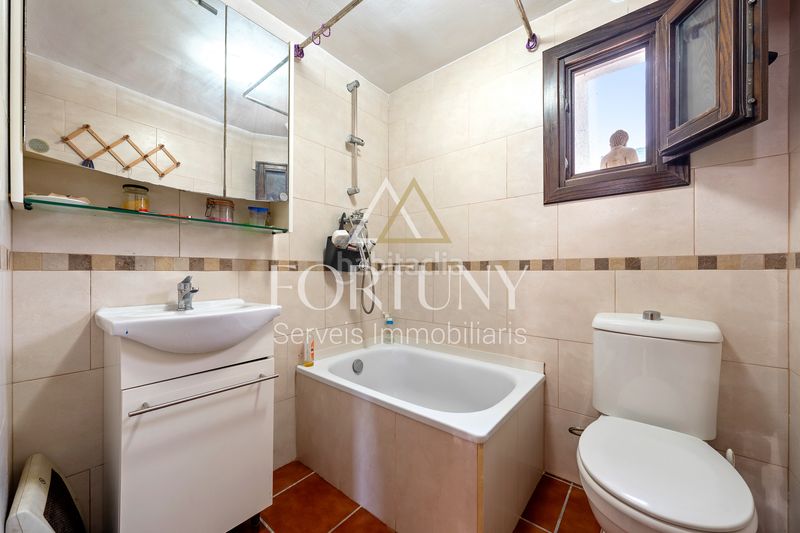 Foto 34e12eeb-5e4e-4c2c-ad25-cea4d0e96751. Casa  en venta en el catllar en Catllar (El)
