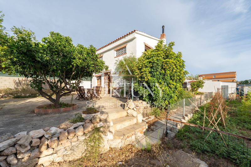 Foto f2ac5f5b-bd33-4f0a-a664-4babc70c80b1. Casa  en venta en el catllar en Catllar (El)
