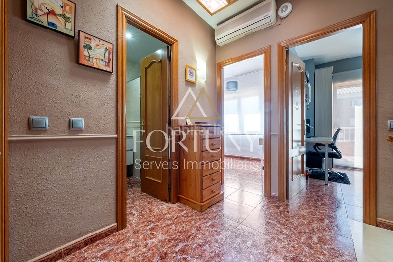 Foto 01db36d6-f248-4abf-a927-d022bb3a348d. Casa amb aparcament piscina a Campclar Tarragona