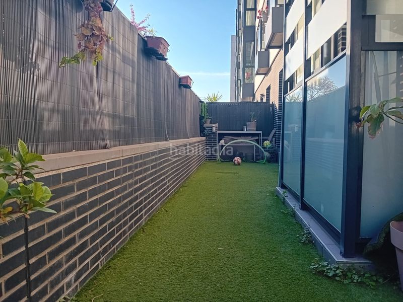 Foto 9991e02a-8a1f-46c0-8754-ca8af6061291. Pis amb calefacció aparcament piscina a Almendrales Madrid