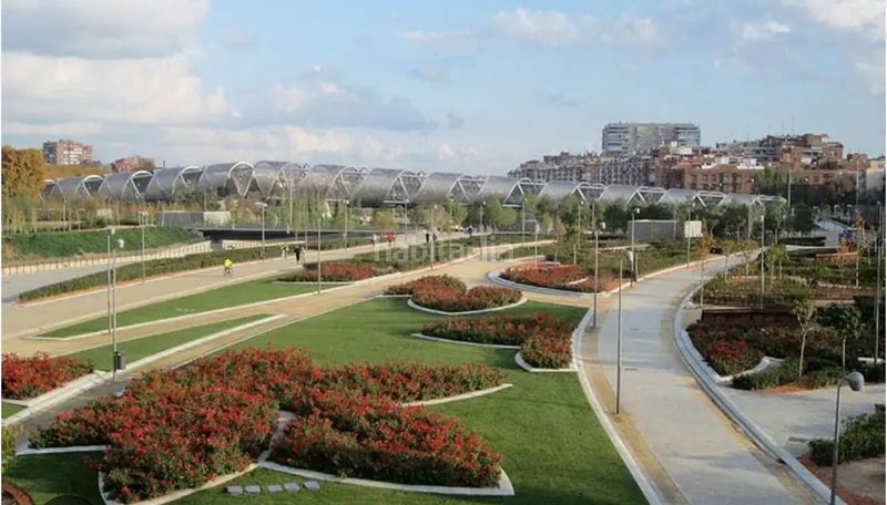 Foto f1534388-998c-4271-919d-83abad1155fe. Pis amb calefacció aparcament piscina a Almendrales Madrid