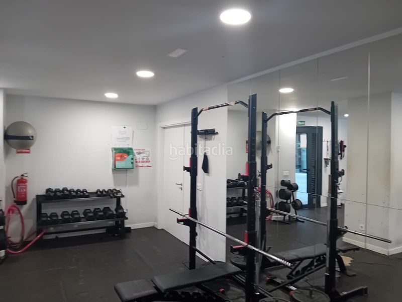 Foto f7a4cd4a-096e-4835-8de6-e86388933934. Pis amb calefacció aparcament piscina a Almendrales Madrid