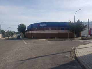 Industrial building in Calle socuéllamos 29. Excelente nave industrial en ciudad real
