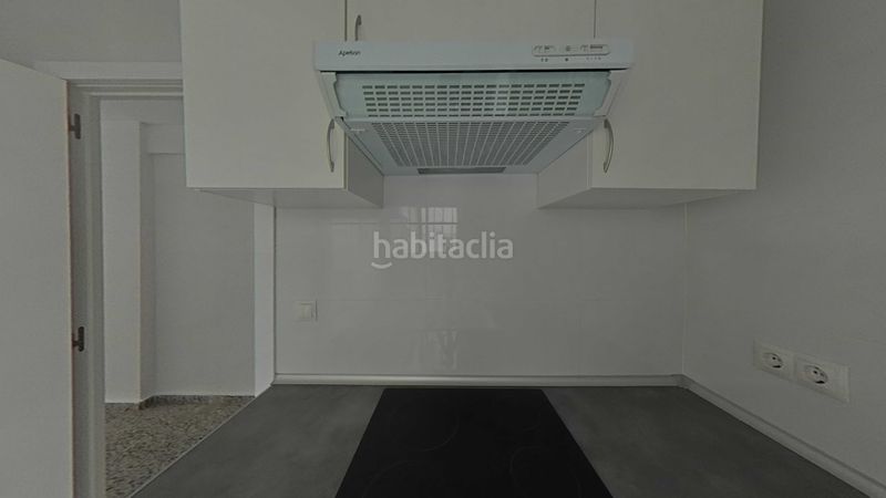 Foto 127e3bc3-f231-4eff-9e10-f3c26c749876. Pis a La Luz - El Torcal Málaga