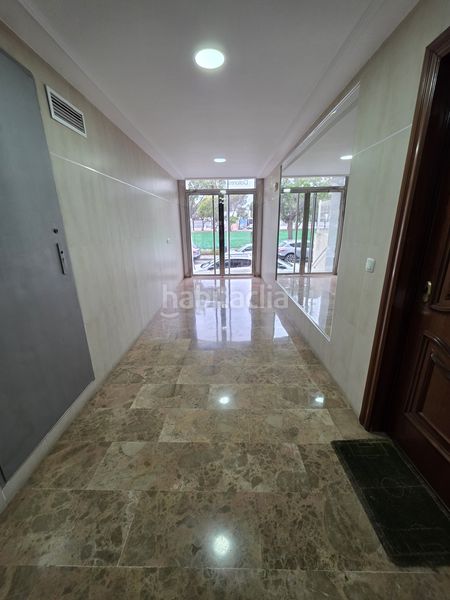 Foto 51500faf-1a15-4951-b6f2-afe0afee68ba. Pis amb piscina a Dos Hermanas - Nuevo San Andrés Málaga