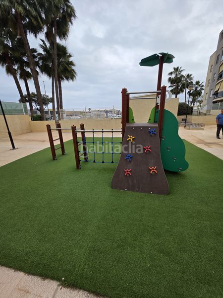 Foto 54d7abfa-10d0-4e94-8e4e-96e45e17f900. Pis amb piscina a Dos Hermanas - Nuevo San Andrés Málaga