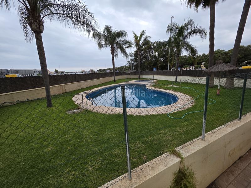 Foto 6e8c5ce2-dced-4152-bde5-f58c8074d8be. Pis amb piscina a Dos Hermanas - Nuevo San Andrés Málaga