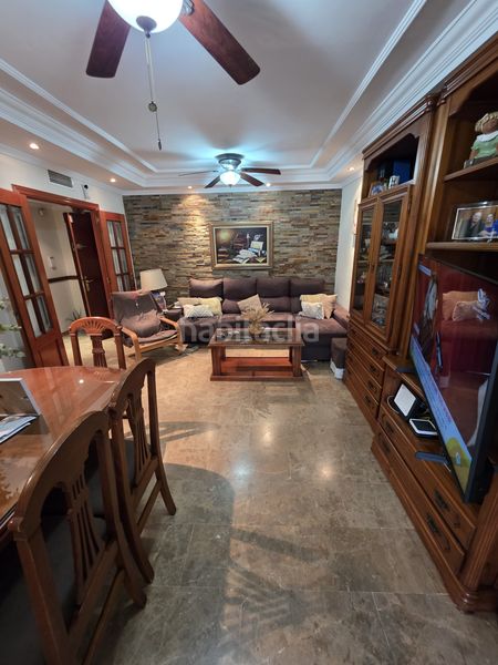 Foto c73e2d4c-fe19-4528-b550-3fd4f5e2613e. Pis amb piscina a Dos Hermanas - Nuevo San Andrés Málaga