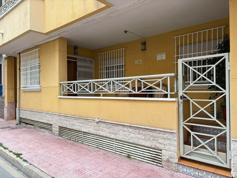 Foto 8c4202cd-70cf-4c1c-ae85-f8a362a06b75. Casa a pedro lorca 121 a Las Piscinas Naturales Torrevieja