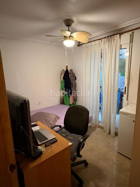 Foto b7cff12c-8780-496f-abd2-fb8dcb968417. Casa a pedro lorca 121 a Las Piscinas Naturales Torrevieja