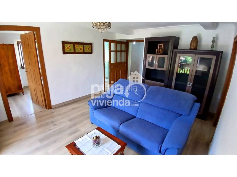 Foto 74eaae61-3cde-41c5-9e9d-13b4b8f3b0bd. Casa amb aparcament a Tineo