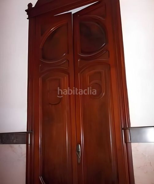 Foto eb547a09-1593-4c90-9b49-2f00b41210a1. Casa amb xemeneia a Centro Burriana