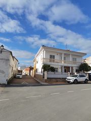 Maison  Calle juan de sande. Casa de 5 habitaciones en torrequemada a 17 km de cáceres