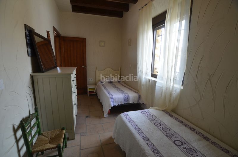 Foto 94b24c1a-c828-49d9-a018-5d58063fbf12. Chalet in calle francisco delgado alonso 37 in Madroño (El)