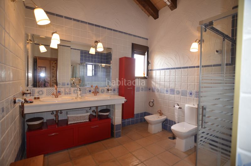 Foto 9d5c3b83-7919-4ade-a521-83e996826e55. Chalet in calle francisco delgado alonso 37 in Madroño (El)