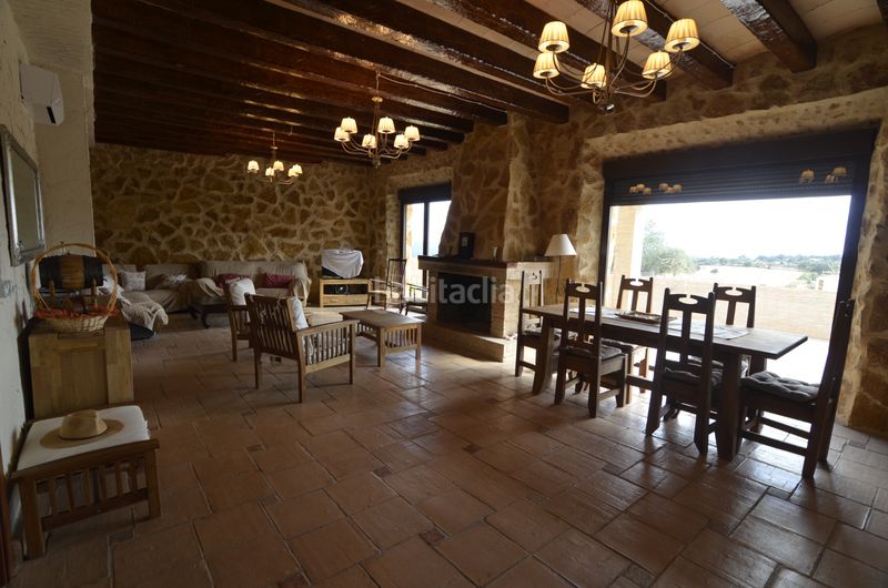 Foto aaac6dd5-7929-46ea-bdeb-030a8b8c2bc2. Chalet in calle francisco delgado alonso 37 in Madroño (El)