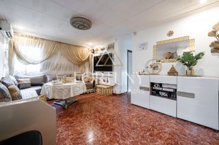 Pis  Carrer deu. Piso en bonavista