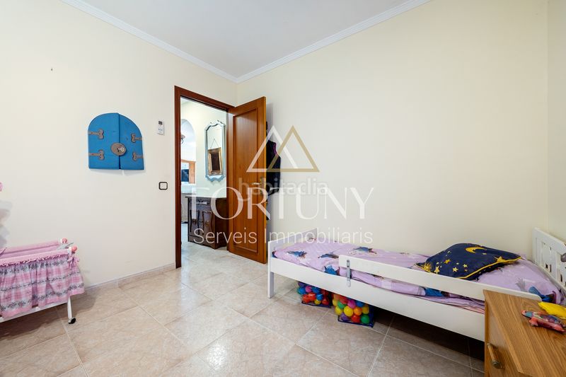 Foto dce17b24-85a4-449e-b08c-19346f62df63. Casa amb aparcament piscina a Catllar (El)