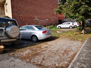 Terreny residencial  Calle dr.pascual i oms. Solar urbanizable de 175 m2 en martinet, cerdanya, para edificar