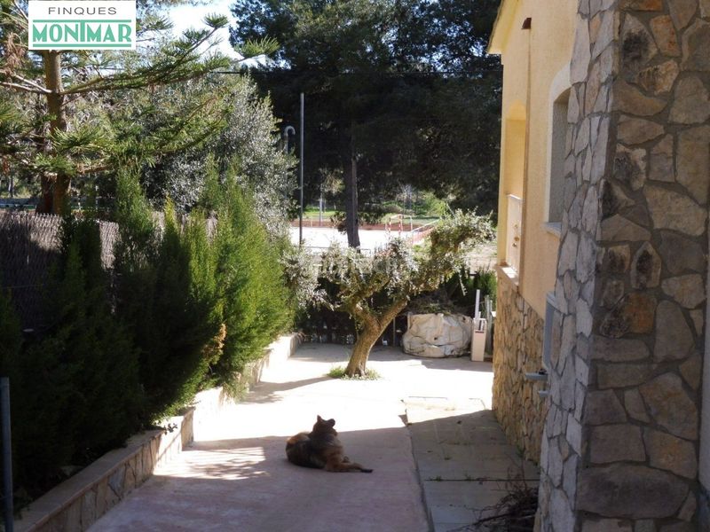 Foto e69a7781-2762-4b2a-9d9e-50530e0b55a0. Casa amb calefacció aparcament piscina a Olivella