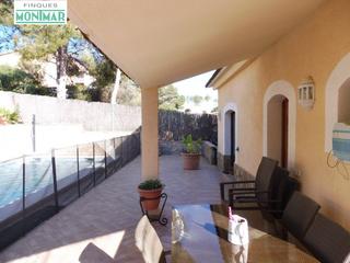Maison dans Olivella. Casa independiente en olivella con piscina.