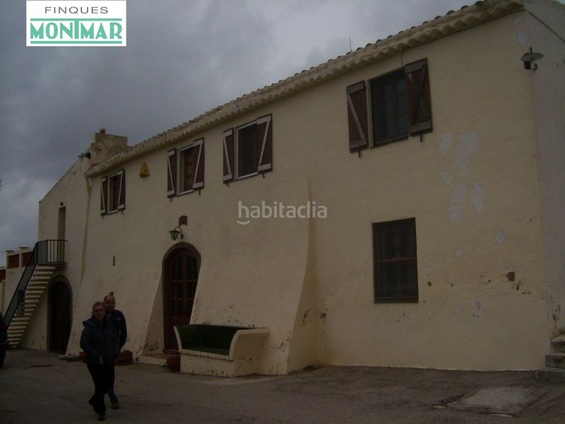 Foto a5ef487a-5f1d-47a9-8e11-405031587105. Masia a Sant Jaume dels Domenys