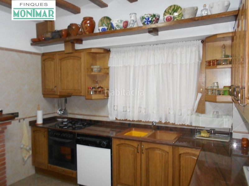 Foto e78ea61d-855b-4959-91a1-e7df99f0a2cc. Masia a Sant Jaume dels Domenys