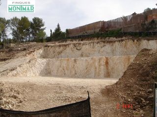 Terreny residencial  Calle fonoll. Parcela urbanizable de 861 m2 en can pere de la plana, cerca de