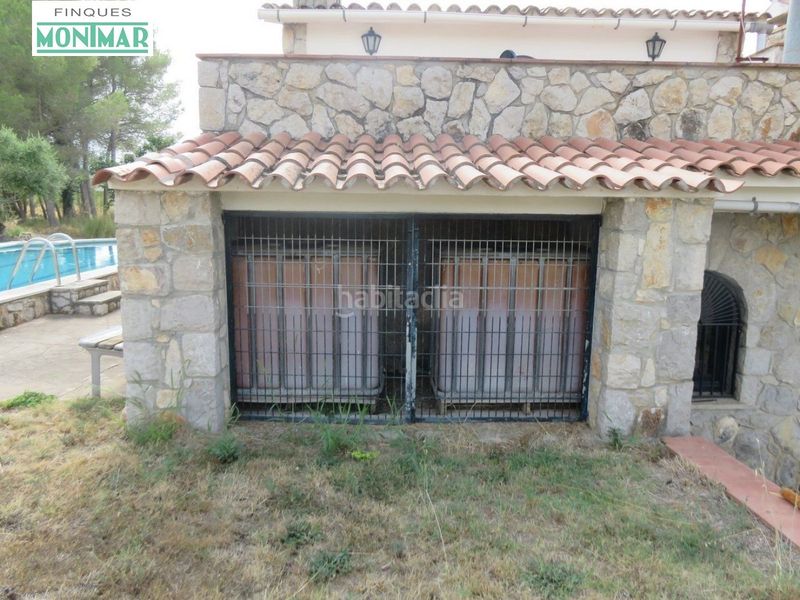 Foto 4af768ac-4486-4cf8-a941-2f5b719582b8. Masia amb piscina a Canyelles