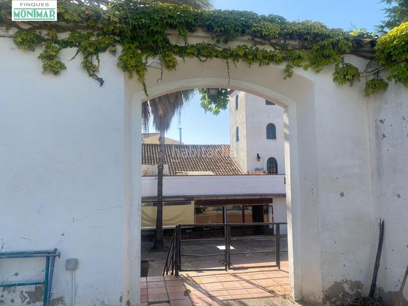 Foto 3d0a116c-4fbd-4183-993c-2965853015f4. Local comercial a Secuita (La)