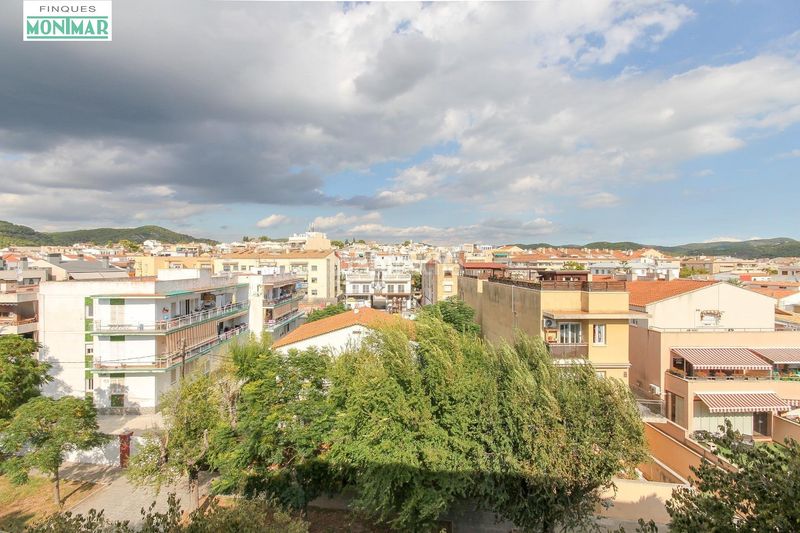 Foto 8fda58a1-b29c-49b8-8eb3-064483296b8d. Àtic a Centre Sant Pere de Ribes