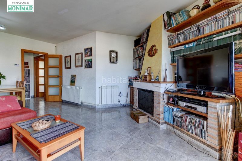 Foto ab1ee16c-d96a-4bc1-a4af-1eb7d8033005. Àtic a Centre Sant Pere de Ribes