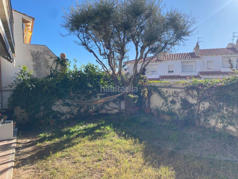 Foto bc500b63-756d-4844-ac16-27d022ae0a20. Casa amb aparcament a Centre Sant Pere de Ribes