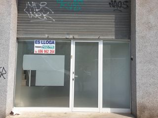 Lloguer Local Comercial a Centre. Local en alquiler en pleno centro
