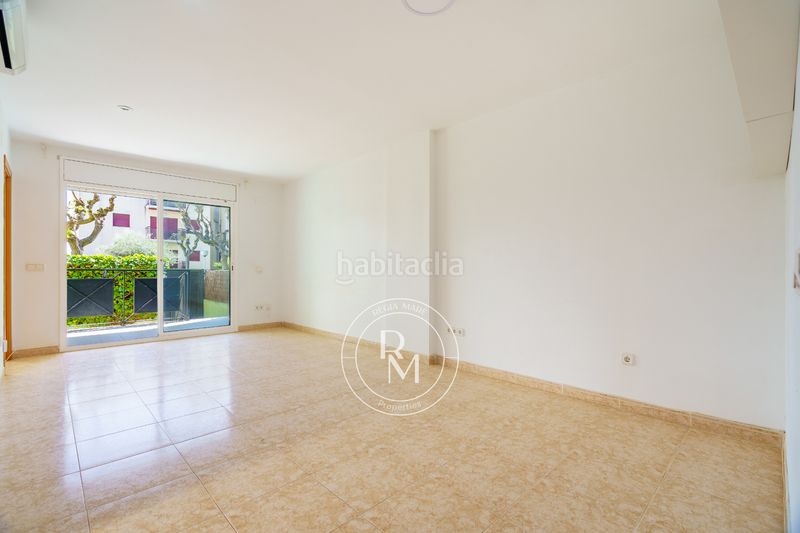 Foto 7286d8c7-037d-49a5-928c-f3bc1fe88e6a. Flat with heating parking pool in Sant Salvador Coma-ruga