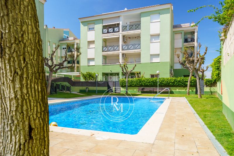 Foto e58aa9ad-ba81-4dca-bb16-83927cd8f568. Flat with heating parking pool in Sant Salvador Coma-ruga