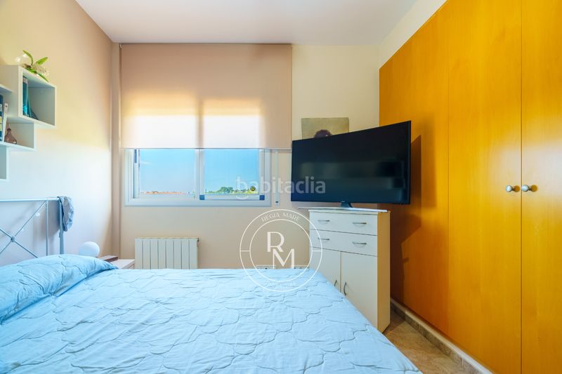 Foto c60dc715-eb4a-4e6d-a115-568a8131ae74. Casa aparellada amb xemeneia calefacció aparcament piscina a Roda de Barà