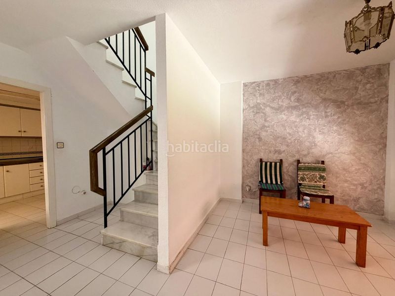 Foto 4ba0cc55-7180-4f87-a9f0-0dd6dd54fd3c. Xalet amb aparcament piscina a Salobreña costa Salobreña