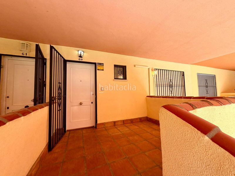 Foto 8cf224a1-f490-4e00-bb14-dd1acd1effc8. Xalet amb aparcament piscina a Salobreña costa Salobreña