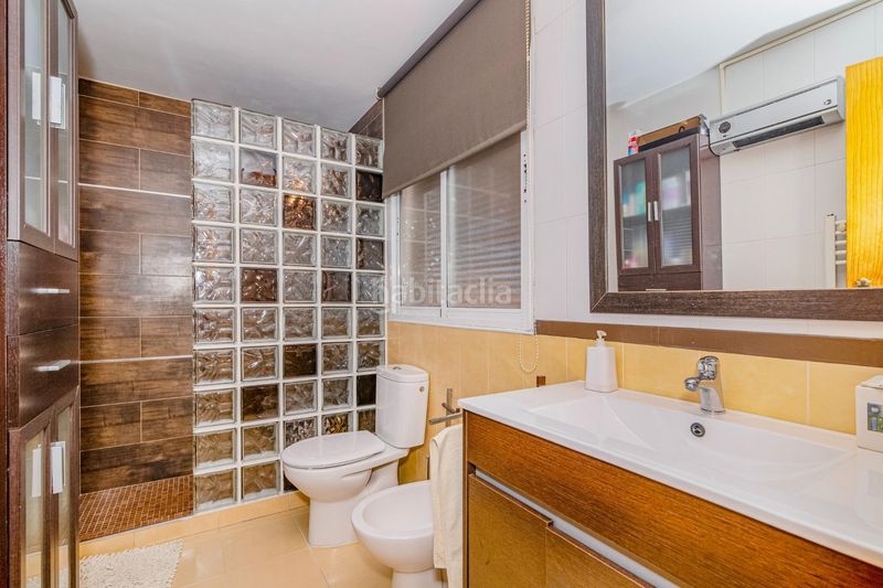 Foto 2fb98a55-f113-4556-a3e7-2dcdf4cd1702. Casa adossada amb aparcament a Cijuela