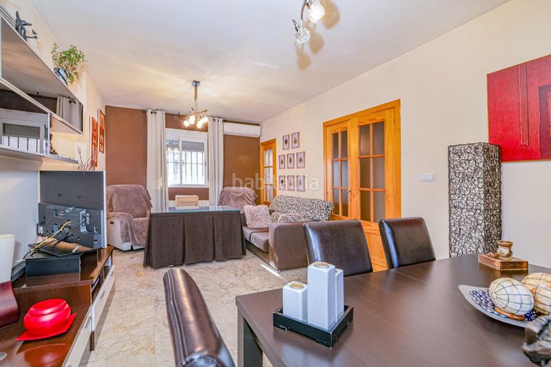 Foto 72b16be0-bd61-4cab-aa4c-7c1ac51ebbc7. Casa adossada amb aparcament a Cijuela