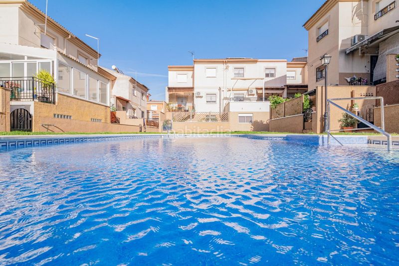 Foto 776237a8-6359-4660-a237-d92cb961384a. Casa adossada amb aparcament a Cijuela