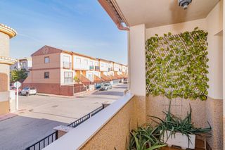 Casa adossada  Calle andalucia 5. Pareado en muy buen estado