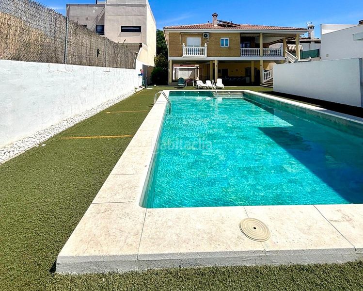 Foto e832dd27-e401-4c25-b059-9aacf2ef7833. Chalet espectacular chalet en Santa Fe