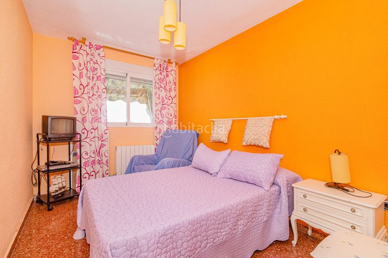 Foto 340bc185-607d-4e2e-b98c-232fe2ed1fe2. Pis amb calefacció aparcament a Cartuja Granada