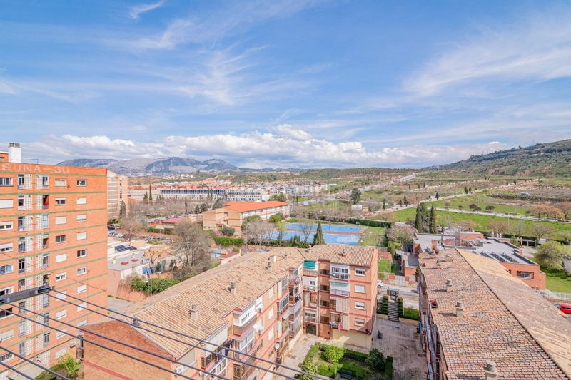 Foto 833d26b7-aa6e-4980-a08b-d079db1bcd35. Pis amb calefacció aparcament a Cartuja Granada