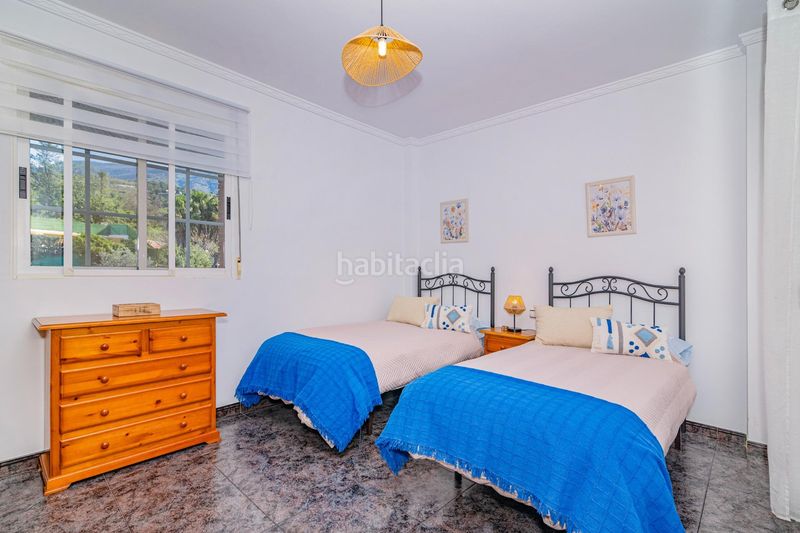 Foto 26e1167f-126d-4864-a5d0-725d18525796. Xalet amb aparcament piscina a Órgiva